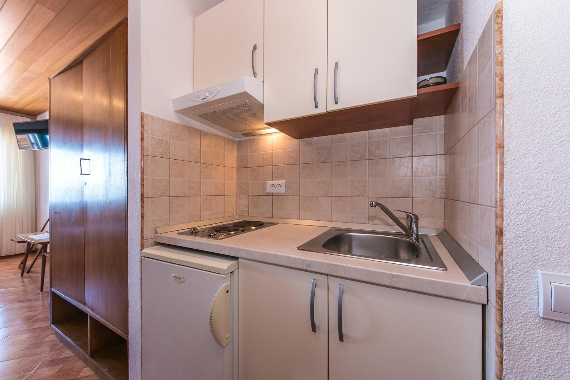 Apartments And Rooms By The Sea Brela, Makarska - 2752 Eksteriør bilde