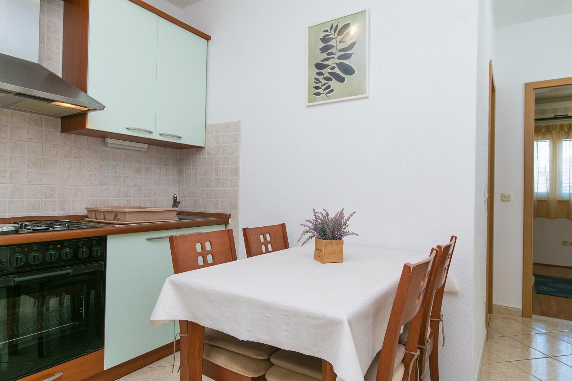 Apartments And Rooms By The Sea Brela, Makarska - 2752 Eksteriør bilde