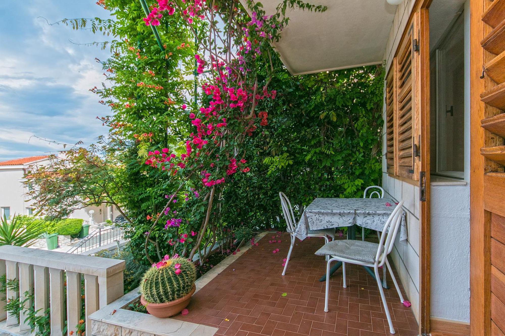 Apartments And Rooms By The Sea Brela, Makarska - 2752 Eksteriør bilde